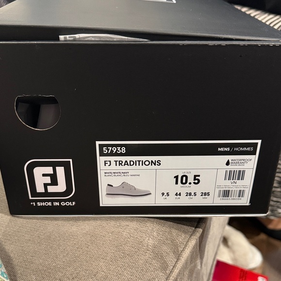 FootJoy Traditions Men's Athletic Shoes - White and Navy